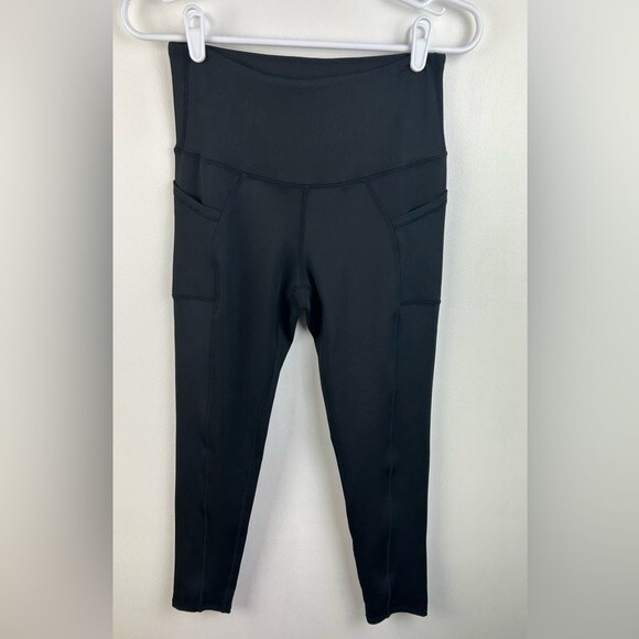 Leg End Black Cropped Leggings with Side Pockets Size Medium - Picture 1 of 5